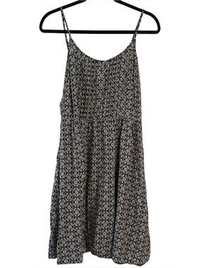 Old Navy Black and White Floral Print Smocked Back Mini Dress